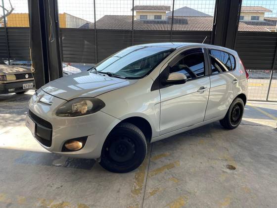 FIAT PALIO 1.6 MPI ESSENCE 16V FLEX 4P AUTOMATIZADO
